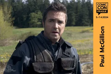 Paul McGillion 09